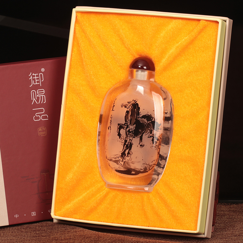 御賜品手繪內(nèi)畫鼻煙壺 中國(guó)風(fēng)特色手工藝創(chuàng)意鼻煙瓶擺件 商務(wù)禮品